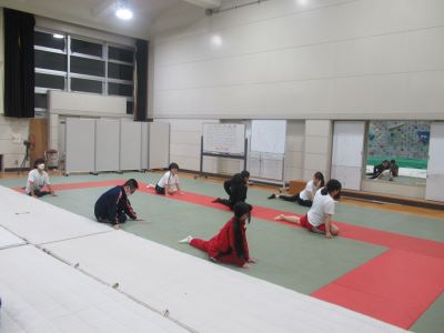 腰のストレッチ