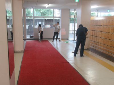 下駄箱関係の掃除